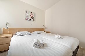 Well-kept Bungalow With Microwave Near Valkenburg