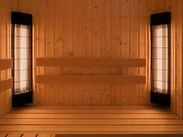 Luxurious Villa in Nieuwvliet With Sauna