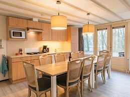 Comfortable Bungalow With Dishwasher, in De Maasduinen Area