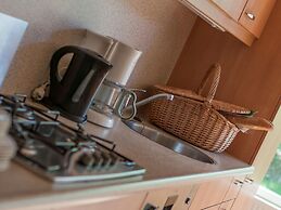 Comfortable Bungalow With Dishwasher, in De Maasduinen Area