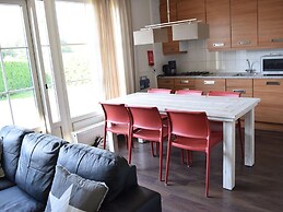 Semi-detached Bungalow with Dishwasher near Veluwe