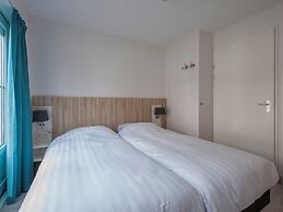 Luxurious Stately Villa With 3 Bathrooms, 1km From the Beach