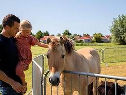Child Friendly Villa With Enclosed Garden, Near Hoorn