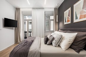 Saint Vitus Apartments with balcony
