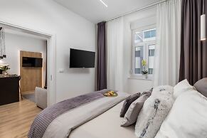 Saint Vitus Apartments with balcony