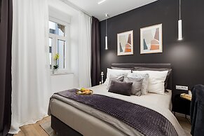 Saint Vitus Apartments with balcony