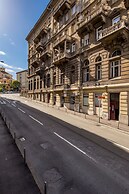 Saint Vitus Apartments with balcony