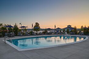 Hotel Canandaigua, Tapestry Collection by Hilton
