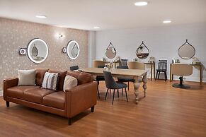 Hotel Canandaigua, Tapestry Collection by Hilton