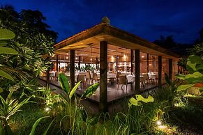 Farmhouse Resort & Spa