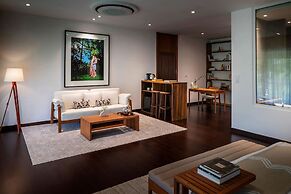 Farmhouse Resort & Spa