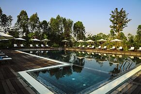 Farmhouse Resort & Spa