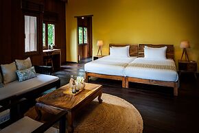 Farmhouse Resort & Spa