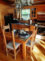 Cherokee mountain log cabin resort