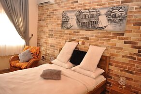 Santa Monica Home Lodge