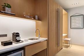 The Viv Hotel, Anaheim, a Tribute Portfolio Hotel