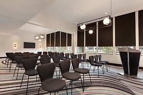 The Viv Hotel, Anaheim, a Tribute Portfolio Hotel