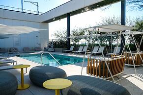 The Viv Hotel, Anaheim, a Tribute Portfolio Hotel