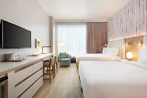 The Viv Hotel, Anaheim, a Tribute Portfolio Hotel