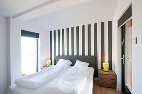 Villa Oesterdam Sleeps 8 Persons