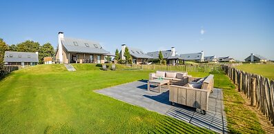 Villa Oesterdam Sleeps 8 Persons