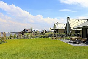 Villa Oesterdam Sleeps 8 Persons