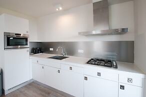 Villa Oesterdam Sleeps 8 Persons