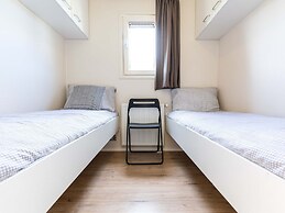 Gorgeous Chalet With Dishwasher in Noordwijk, Near the Sea