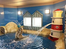 Gorgeous Chalet With Dishwasher in Noordwijk, Near the Sea