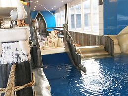 Gorgeous Chalet With Dishwasher in Noordwijk, Near the Sea