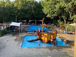 Chalet Near the Loonse and Drunense Duinen