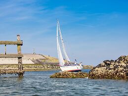Detached Luxury Lodge near Sea