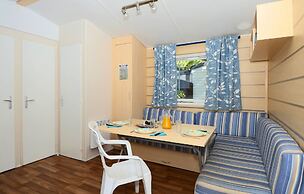 Mobile Home w/ Garden