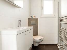 Comfortable Chalet With Dishwasher in Noordwijk