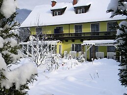Apartment in Feld am See With Lake Access