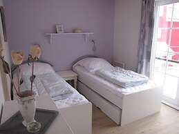 Stately Holiday Home Near the Baltic Sea