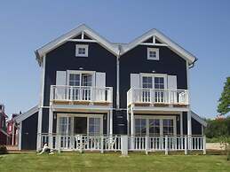 Stately Holiday Home Near the Baltic Sea