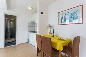 Charming Studio Apartment With Beautiful Panoramic sea View