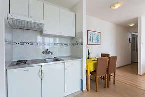 Charming Studio Apartment With Beautiful Panoramic sea View