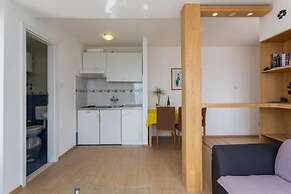 Charming Studio Apartment With Beautiful Panoramic sea View