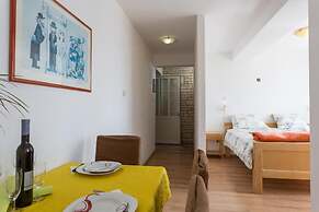 Charming Studio Apartment With Beautiful Panoramic sea View