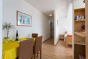 Charming Studio Apartment With Beautiful Panoramic sea View