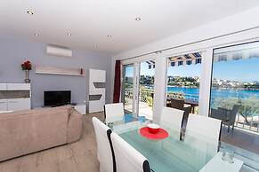 New Beach 4 Star Luxury Apartment 3 Bedrooms 3 Bathrooms, Free Boat Be