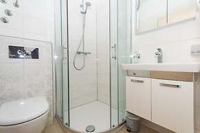 New Beach 4 Star Luxury Apartment 3 Bedrooms 3 Bathrooms, Free Boat Be