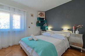 Apartment With Breathtaking sea View