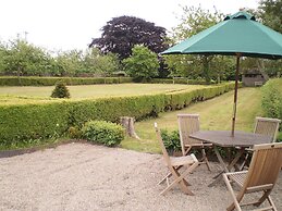 Duken Courtyard Cottage Self Catering Holiday Cottage in Glorious Coun