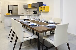 Villa Nina Makarska With Heated Infinity Pool of 33 m2 and Stunning se