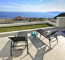 Villa Nina Makarska With Heated Infinity Pool of 33 m2 and Stunning se