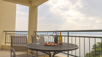 Great Nature in Amazing Inviorment With a Private Beach