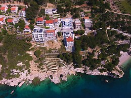 Citybreak Apartman With Private Beach Near Split